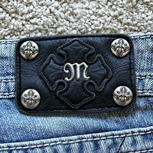 Miss Me Womens 30 US Size 10 Distressed Embellished Cuffed Capri Jeans Cowgirl - Picture 11 of 16